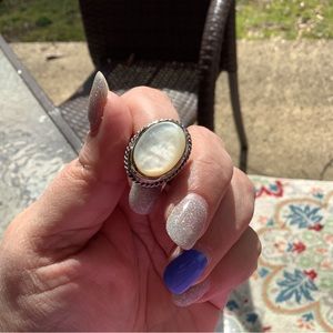 1960’s Sz. 7 Whiting & Davis Mother of Pearl Ring, Silver